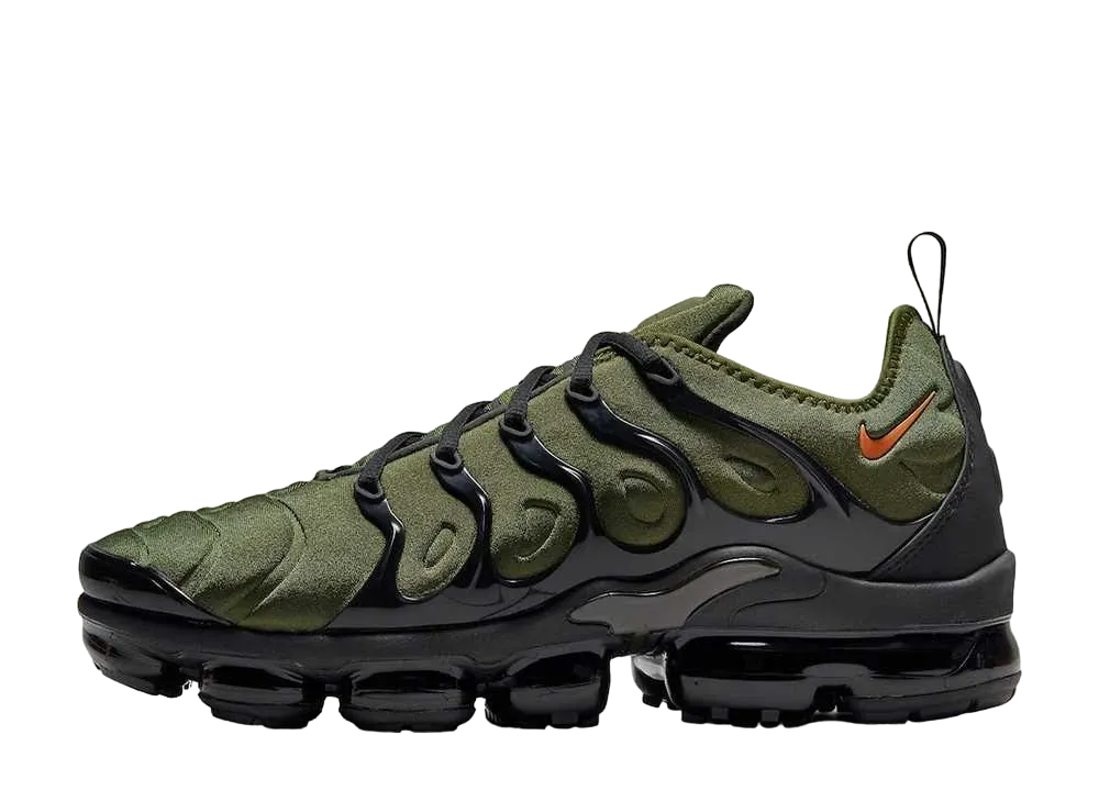 ナイキ エアヴェイパーマックス プラス "ラフグリーン/ダークラセット/ブラック"