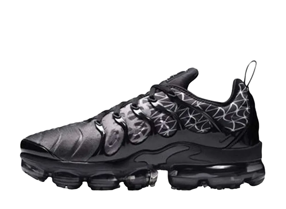 Nike Air Vapormax Plus "Black/White"