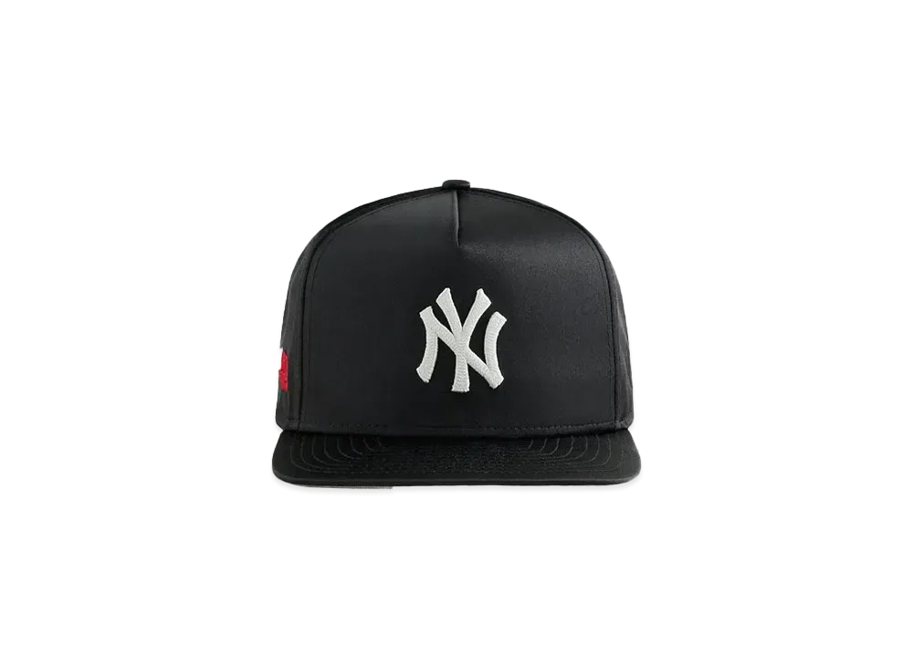 Kith x New Era x the New York Yankees Satin 9Fifty A-Frame Snapback "Black"