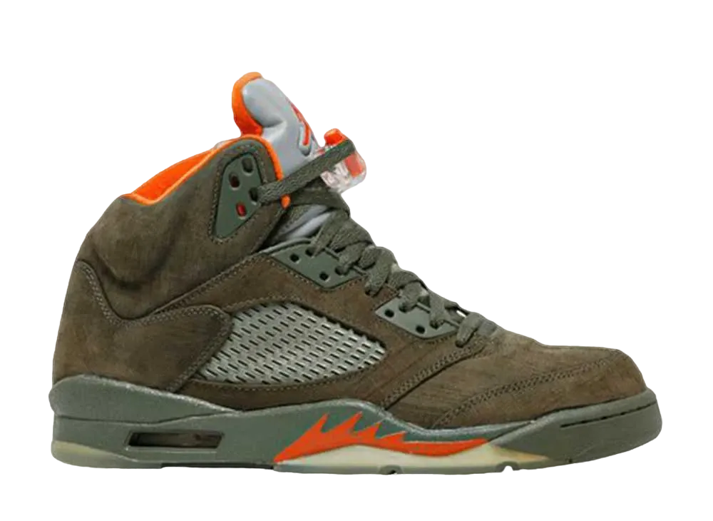 ナイキ エアジョーダン5 レトロ "オリーブ"