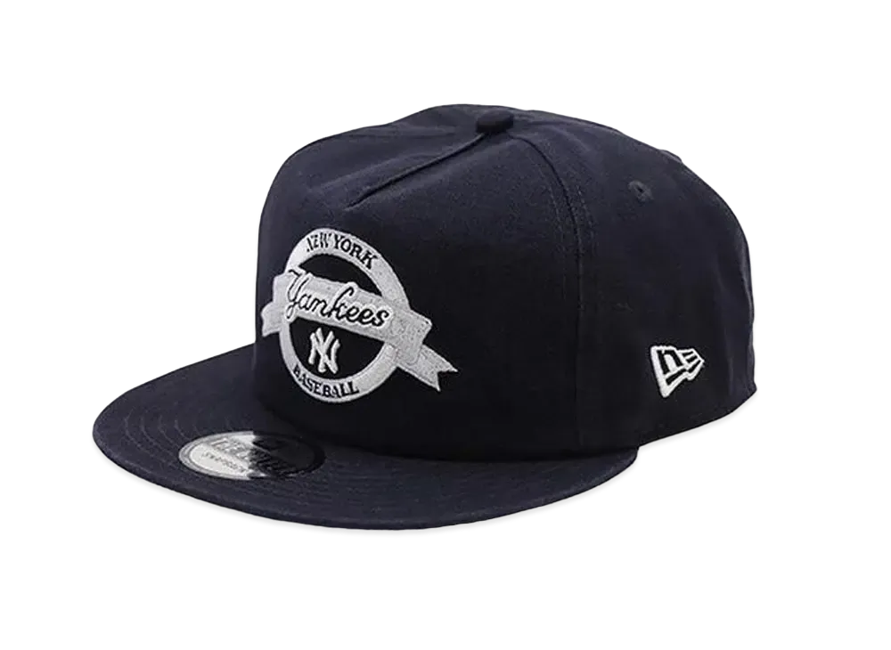 NEW ERA x THE CAP The Golfer Banner Script Pack New York Yankees "Navy"