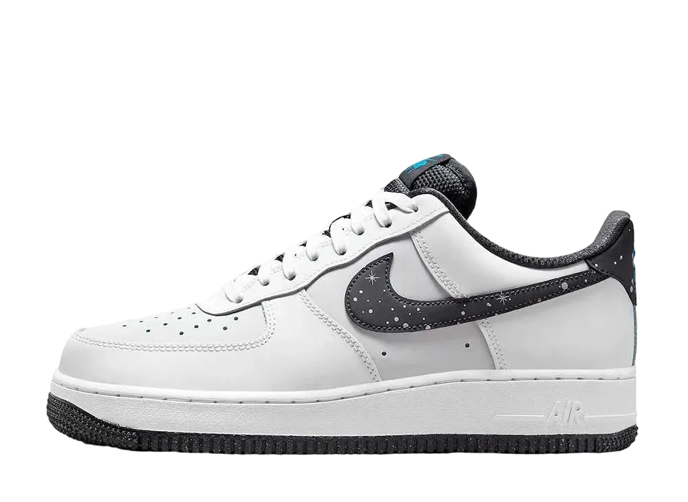 ナイキ エアフォース1 ロー "ナイトスカイ"