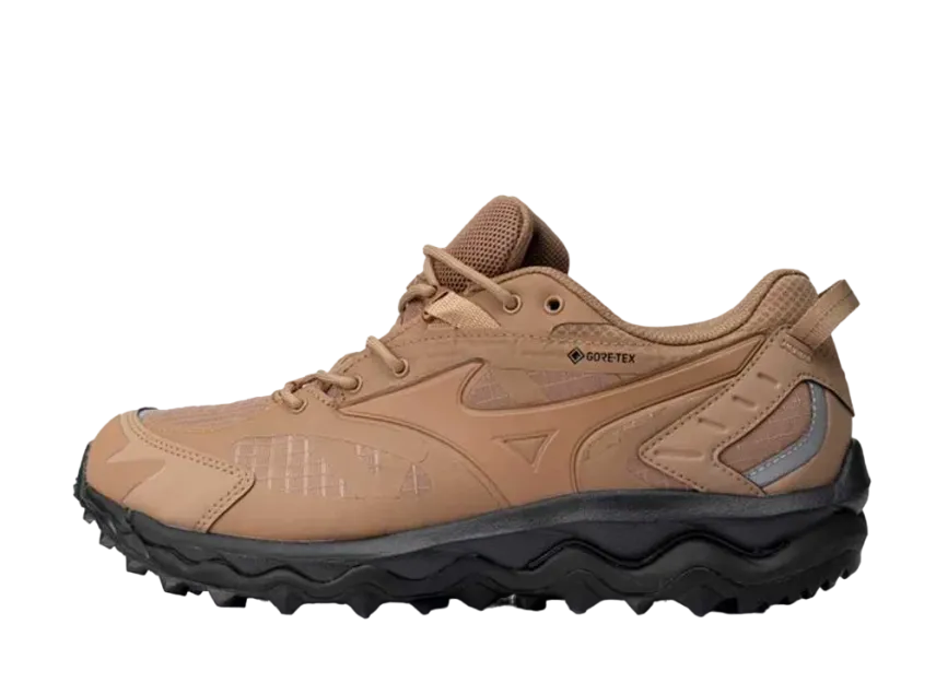 ミズノ ウェーブ ムジン TL ゴアテックス "キャメル/ブラック"