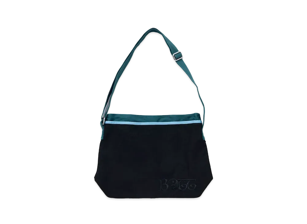 BoTT Canvas Shoulder Bag "Black"