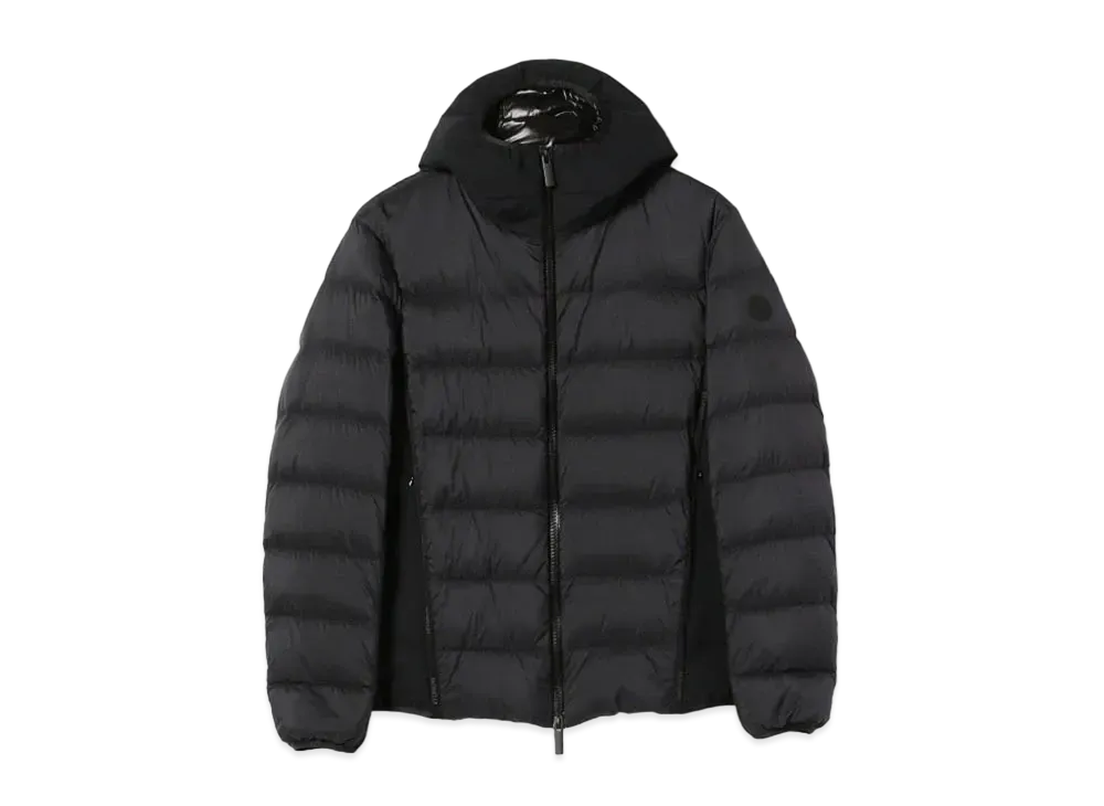 MONCLER Molvan Short Down Jacket "Black"