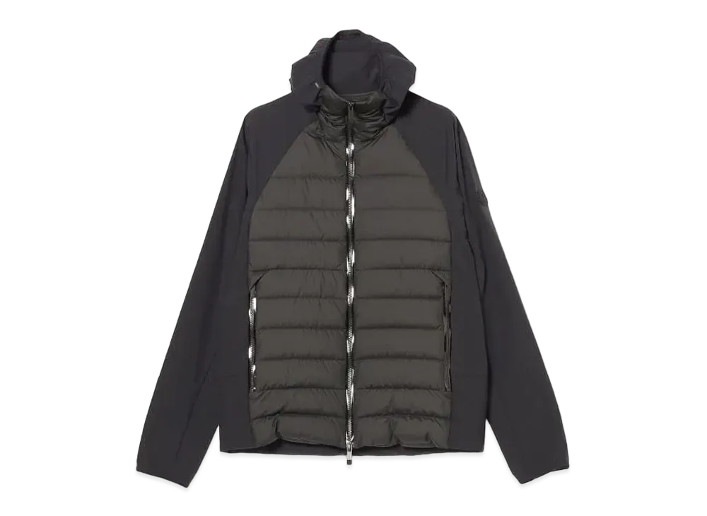 MONCLER Viaur Hooded Down Jacket "Black"
