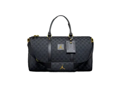 NIKE Jordan ボストンバッグ ブラックゴールドロゴ 新品タグ付き NIKE Jordan ボストンバッグ ブラックゴールドロゴ 新品タグ付き