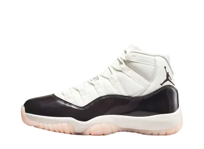 ナイキ ウィメンズ エアジョーダン11 レトロ "ナポリタン"