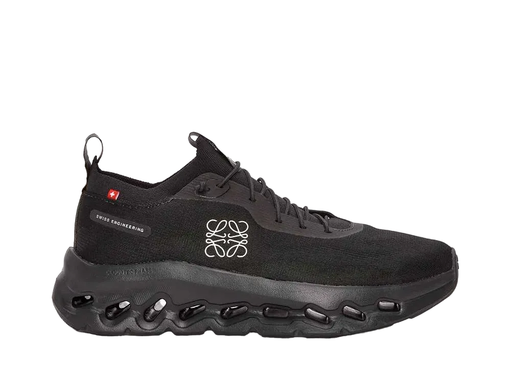ロエベ × オン ウィメンズ クラウドティルト スニーカー (リサイクルポリエステル) "オールブラック"