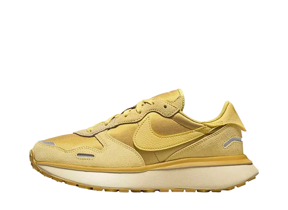 ナイキ ウィメンズ フェニックス ワッフル "ウィートゴールド/チームゴールド/メタリックシルバー/サターンゴールド"