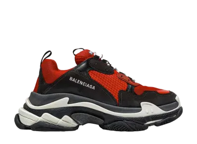 BALENCIAGA Triple S "Bred"