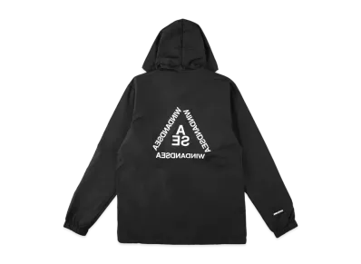 WIND AND SEA Triangle Coach Jacket "Black"