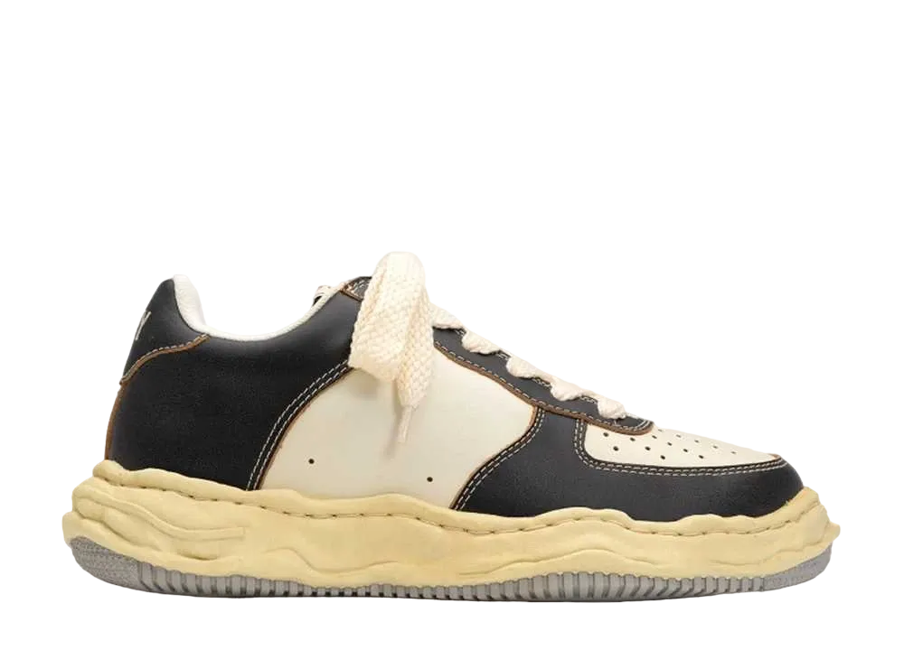 メゾンミハラヤスヒロ ウェイン OG ソール VC レザー ロートップ スニーカー "ブラック/ホワイト" (A11FW713)