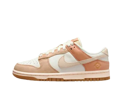 Nike Women's Dunk Low "Australia"