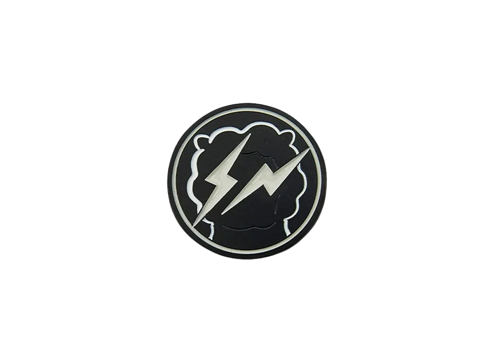 BT21 X FRAGMENT \ METAL BADGE "RJ"