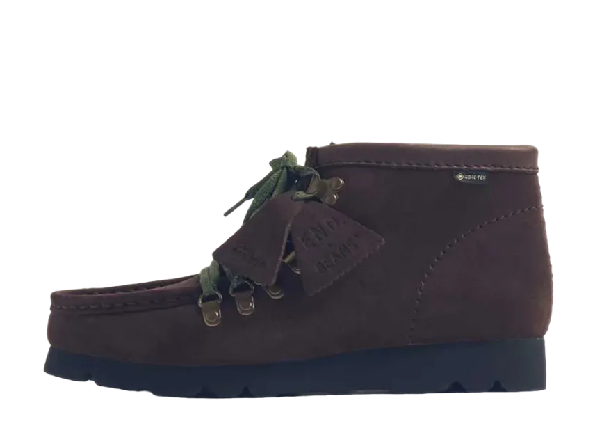 エンド × ビームスプラス × クラークス ワラハイク ゴアテックス "ダークブラウン"