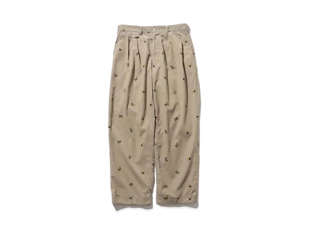 END. x Clarks Originals x BEAMS PLUS 2 Pleats Trousers Ski Trek Man Print "Light Grey"