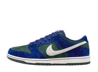 ナイキ SB ダンク ロー "ディープロイヤルブルー"