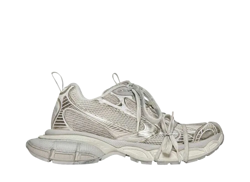 BALENCIAGA Women's 3XL Sneaker "Off White/Light Beige"