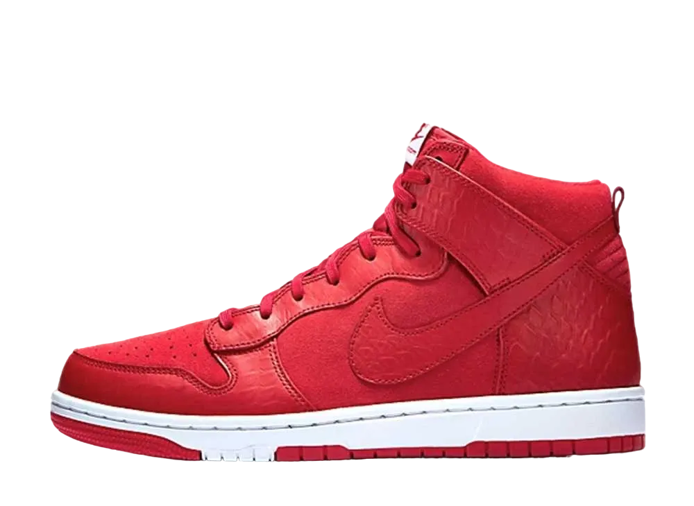 ナイキ ダンク CMFT PRM "ユニバーシティレッド/ホワイト"