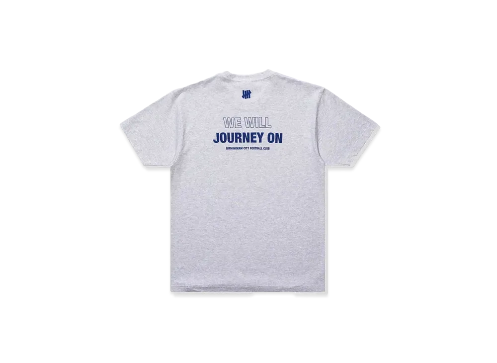 UNDEFEATED x BCFCBlue and White Kit KRO1 Short-Sleeve Tee "Gray"