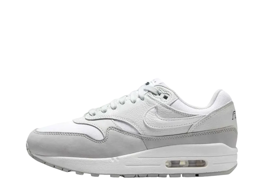 ナイキ ウィメンズ エアマックス1 '87 LX "ライトスモークグレー"