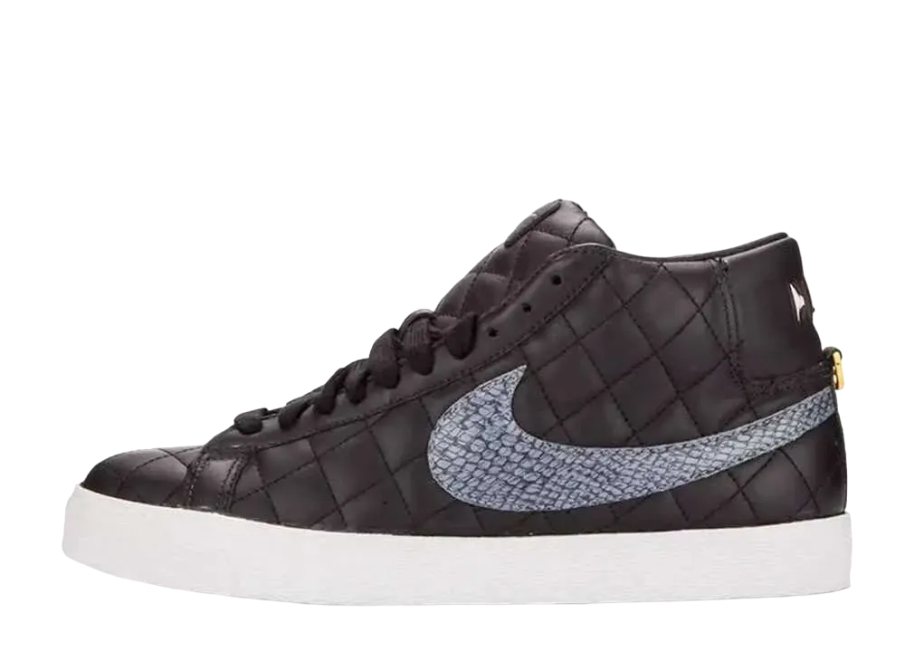 シュプリーム × ナイキ SB ブレーザー "ブラック"