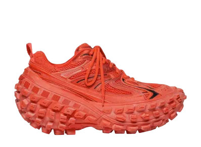 バレンシアガ バウンサー (ディフェンダー) スニーカー "レッド"