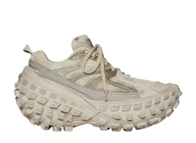 バレンシアガ バウンサー (ディフェンダー) スニーカー "ベージュ"