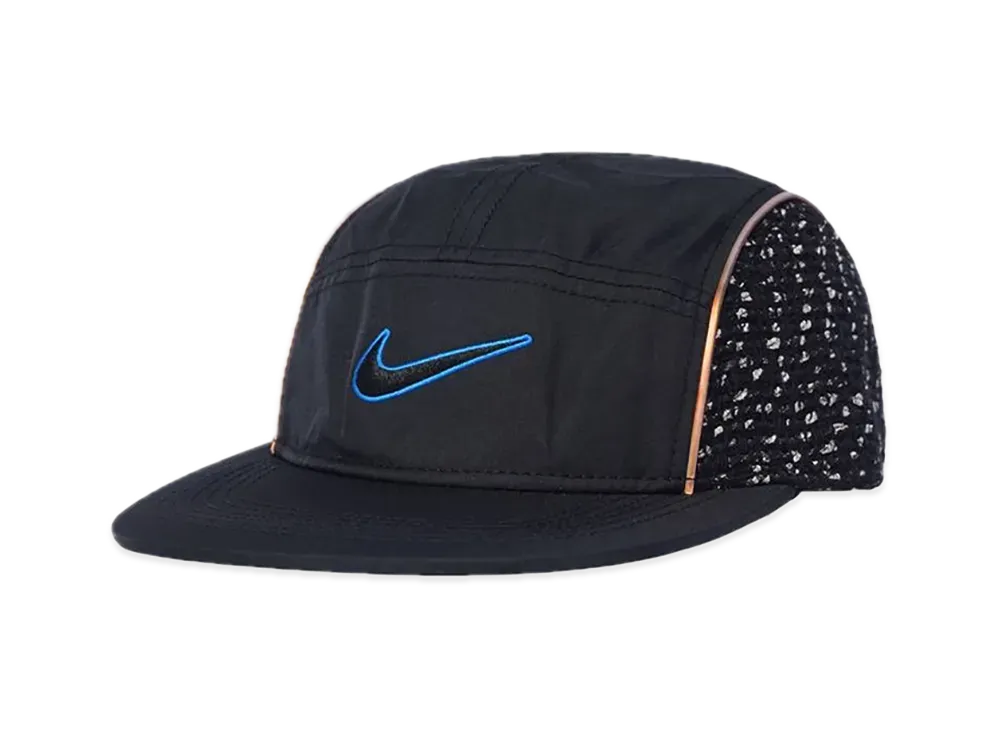 Supreme / Nike Bouclé Running Hat "Black"