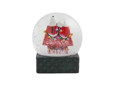 Kith x Snoopy Kithmas House Snow Globe "Pyre"