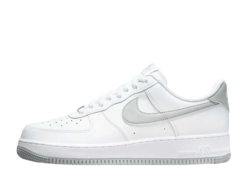 Nike Air Force 1 '07 Nike Air Force 1 '07