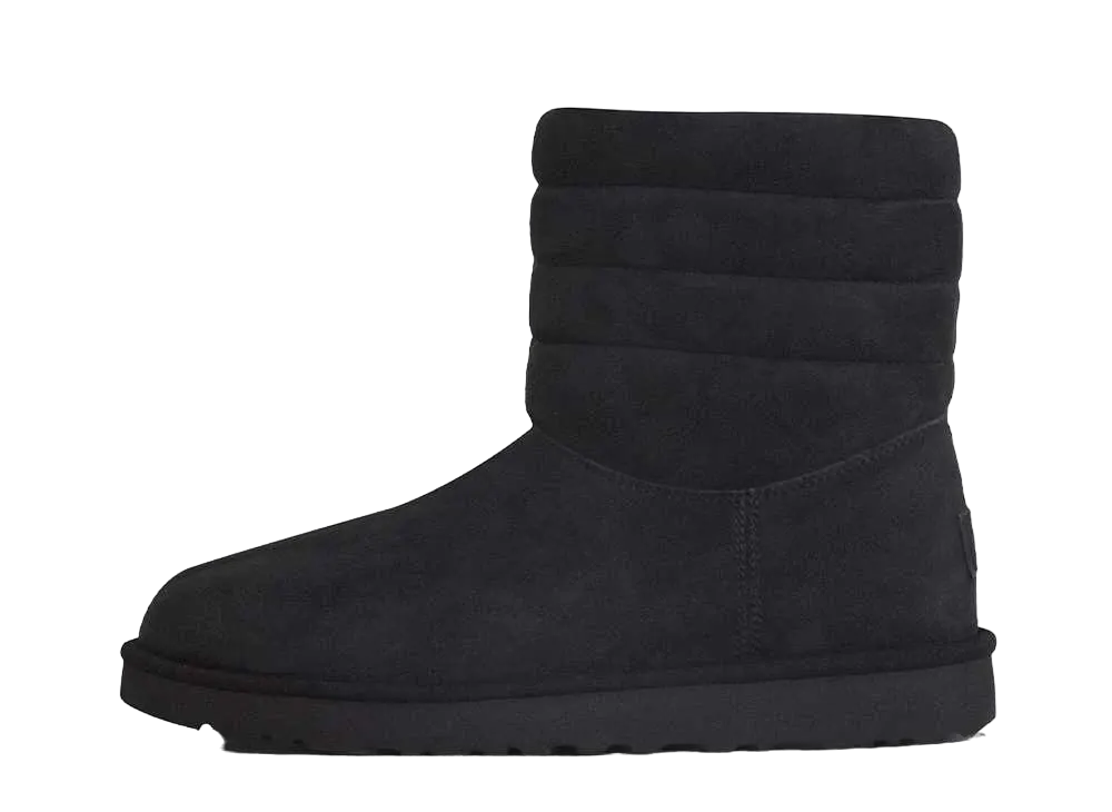 スタンプド × アグ クラシック プルオン ブーツ "ブラック"