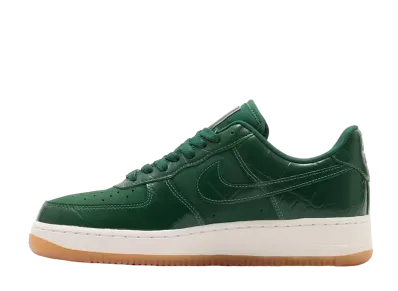 ナイキ ウィメンズ エアフォース1 ロー '07 LX "ゴージグリーン/セイル"