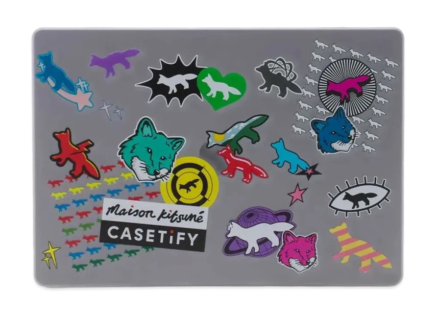 CASETIFY x MAISON KITSUNE Logo Stickers Macbook Air 13.6 CASETIFY x MAISON KITSUNE Logo Stickers Macbook Air 13.6