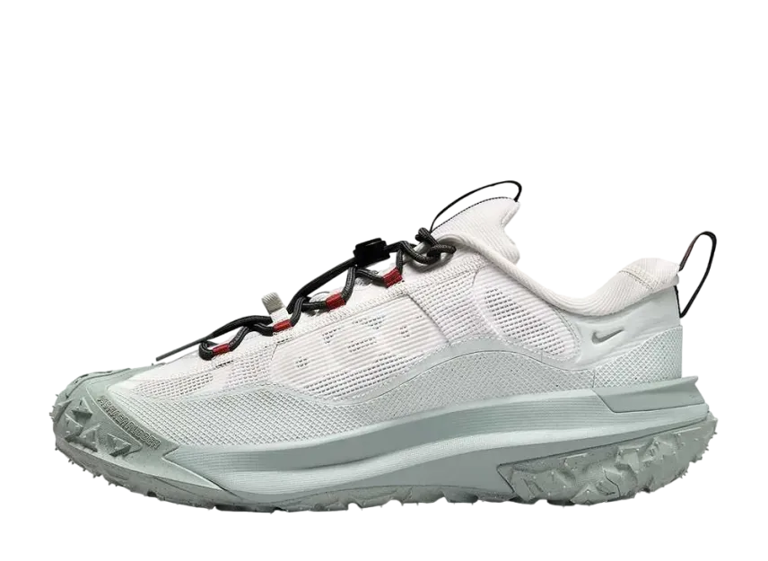 ナイキ ACG マウンテンフライ2 ロー ゴアテックス "ファントム/ライトシルバー/マイカグリーン/ダークスモークグレー"