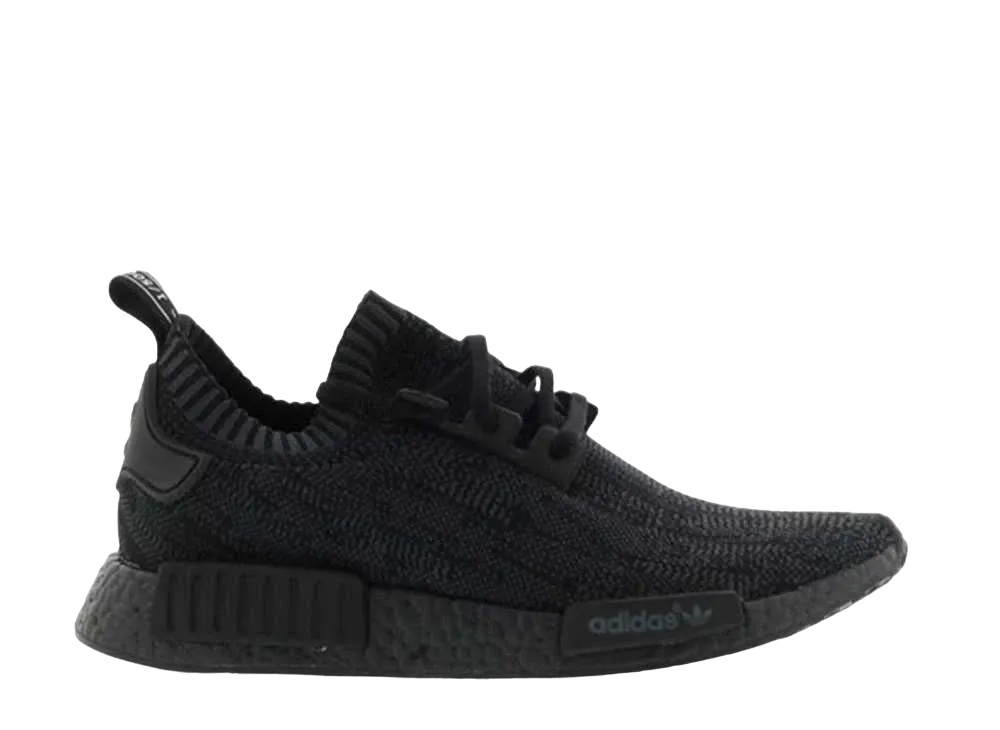 アディダス NMD R1 フレンズ アンド ファミリー "ピッチブラック" (スペシャルボックス)