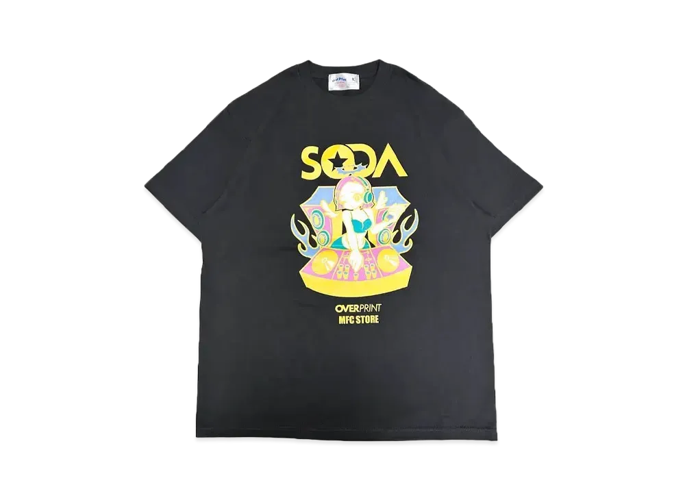 MFC STORE x over print x DJ SODA Ver. 3Saki S/S Tee "Charcoal/Yellow"