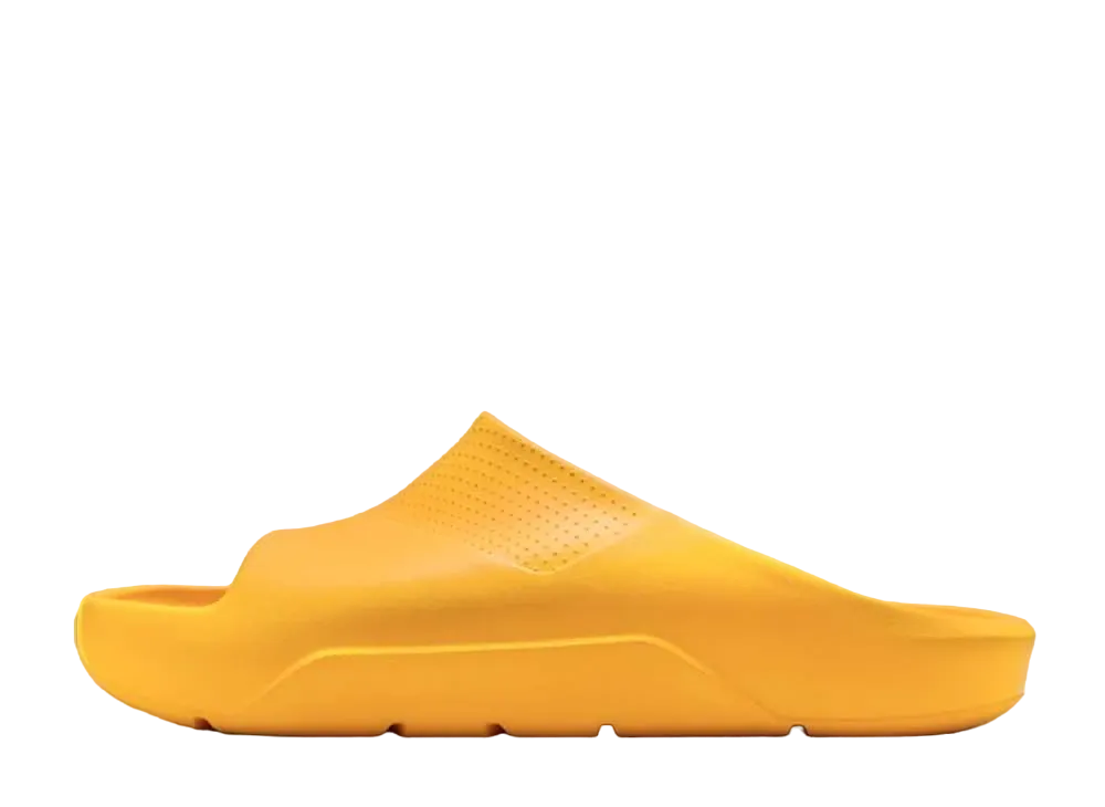 ナイキ ジョーダン ポスト "イエローオークル"