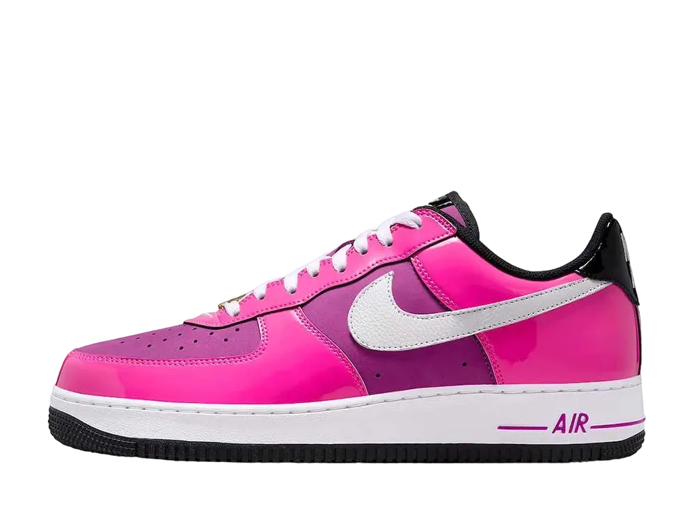 ナイキ エアフォース1 ロー ワールドツアー "ラスベガス"