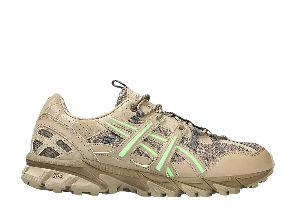 アシックス ゲルソノマ15-50 "ペッパー/イルミネートグリーン"