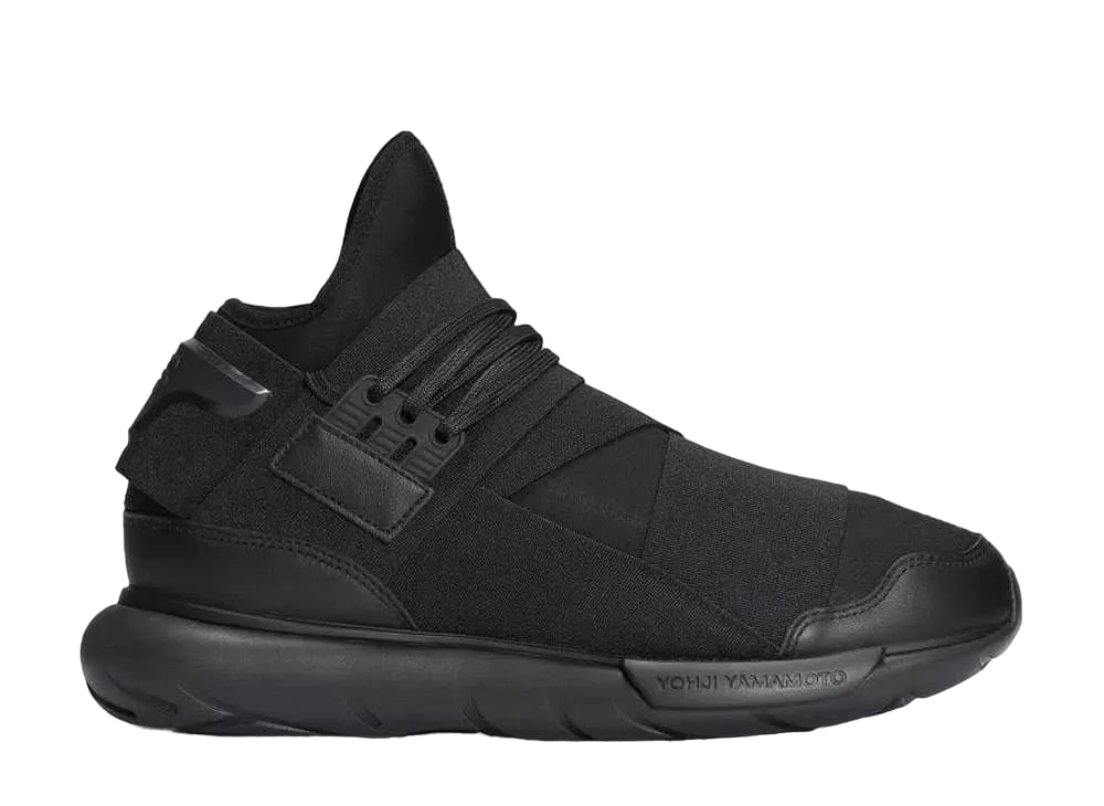 アディダス ワイスリー カーサ "ブラック"