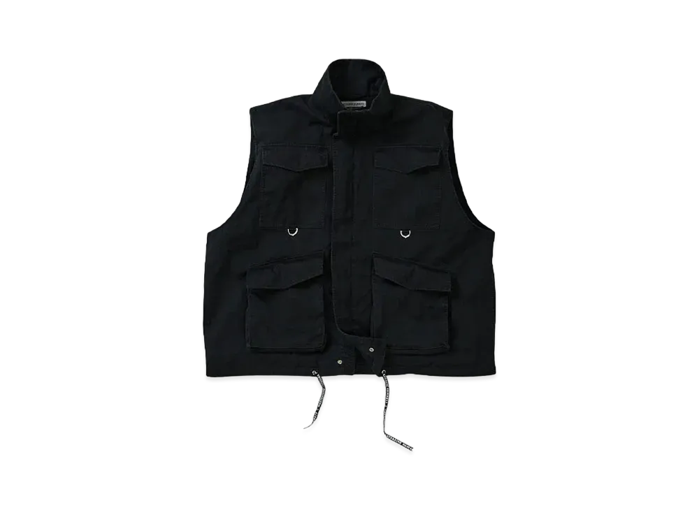 MASTERMIND x KATHARINE HAMNETT ASYMMETRY POCKET HIGH NECK NO SLEAVED JK "BLACK"