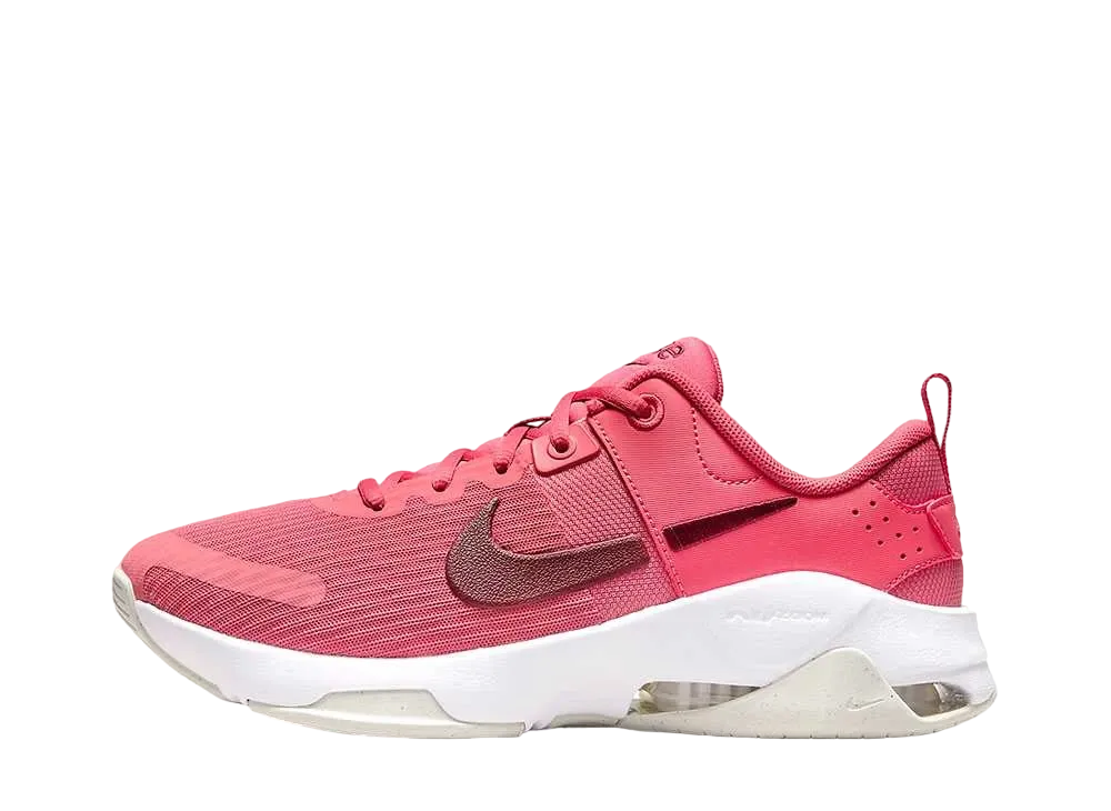 ナイキ ウィメンズ ズーム ベラ6 "アドービ/プラチナムティント/フィアスピンク/ダークチームレッド"
