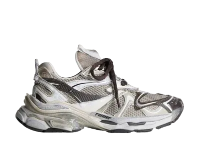 バレンシアガ ランナー 2.0 スニーカー "ベージュ"