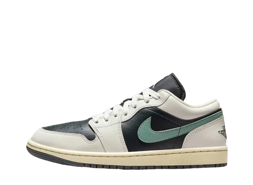 Nike Women's Air Jordan 1 Low Nike Women's Air Jordan 1 Low