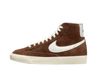 Nike Women's Blazer Mid '77 Vintage "Cacao Wow/Coconut Milk/Black/Sail"