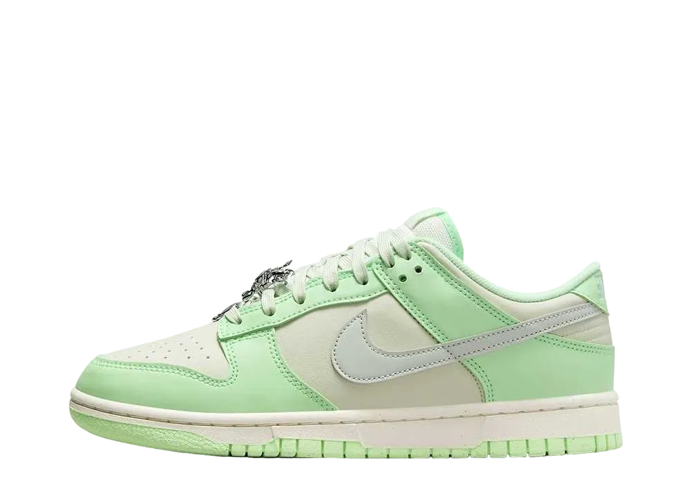 ナイキ ウィメンズ ダンク ロー ネクストネイチャー SE "シーグラス/ヴェイパーグリーン/セイル/ライトシルバー"