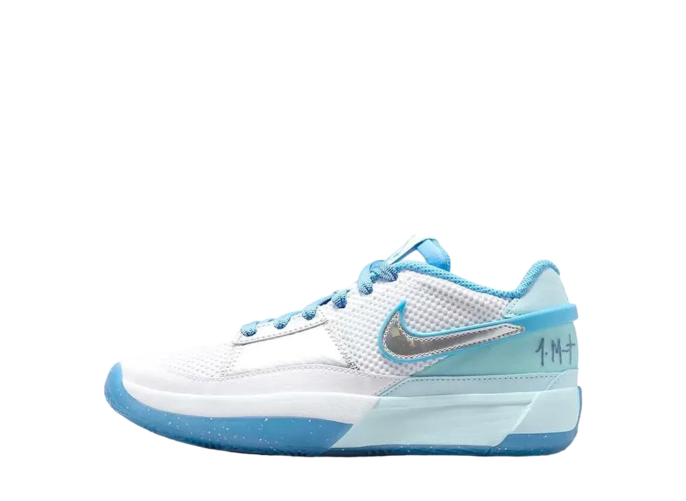 ナイキ GS ジャ1 SE "グレイシャーブルー/ホワイト/ユニバーシティブルー/メタリックシルバー"