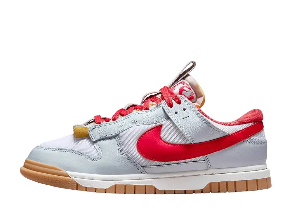 ナイキ ダンク ロー リマスタード "ホワイト/ライトクリムゾン/ピュアプラチナム/セイル/ガムイエロー"